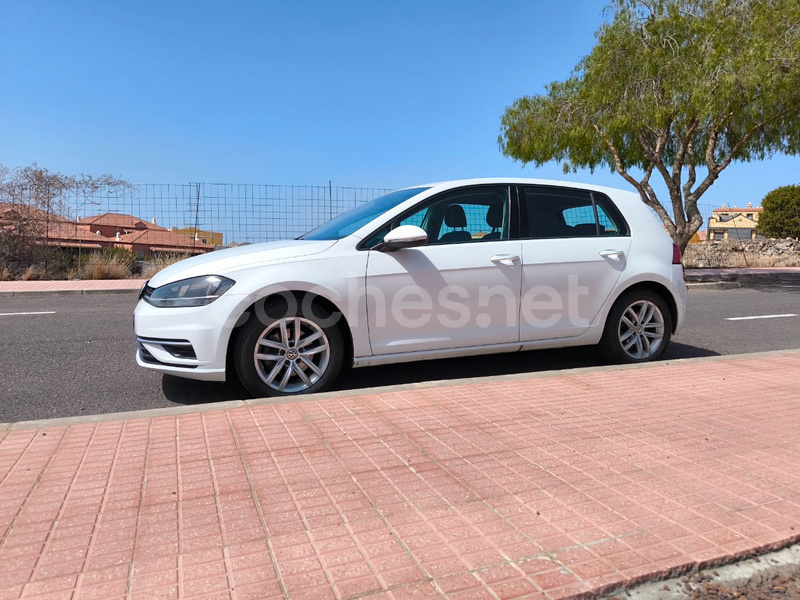 VOLKSWAGEN Golf Advance 1.4 TSI DSG