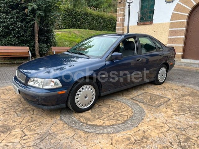 VOLVO S40 1.6 4p.