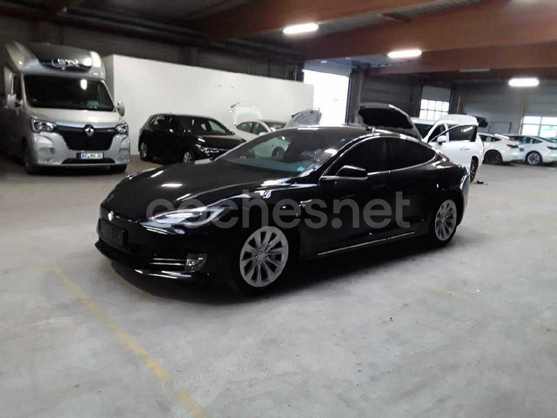 TESLA Model S 75D 4WD 5p.