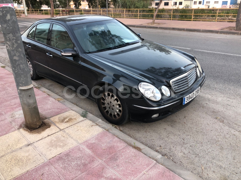 MERCEDES-BENZ Clase E E 270 CDI AVANTGARDE 5p.