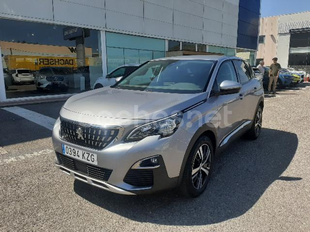 PEUGEOT 3008 1.2 PureTech SS Allure