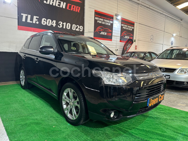 MITSUBISHI Outlander 220 DID Motion 4WD