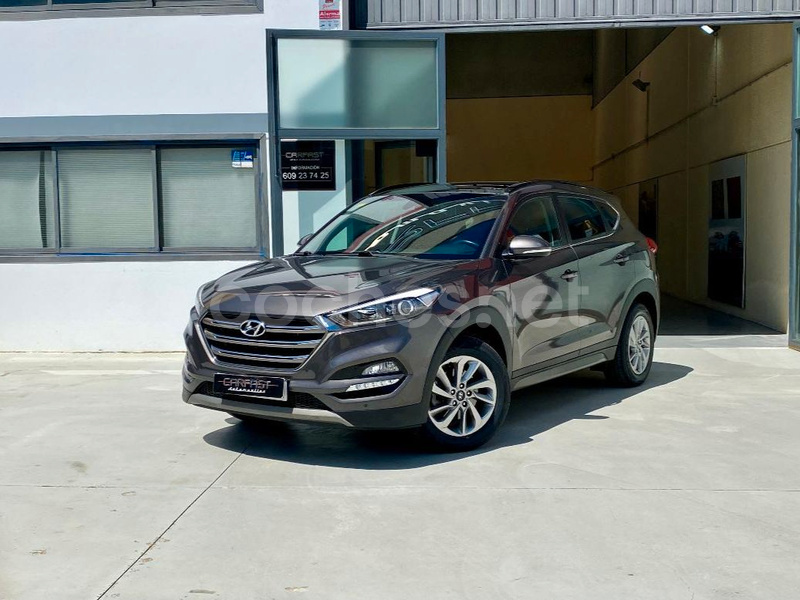 HYUNDAI Tucson 1.7CRDi BD TecnoSky DCT4x2