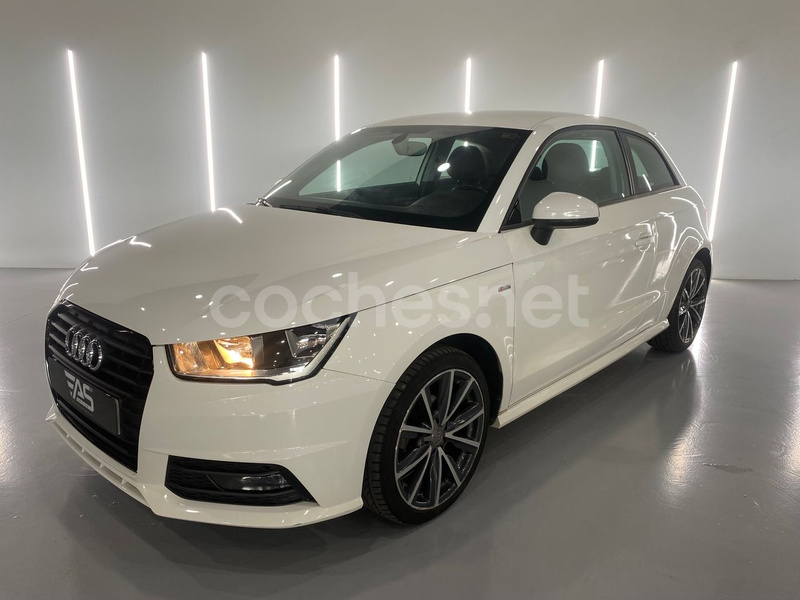 AUDI A1 1.0 TFSI Adrenalin