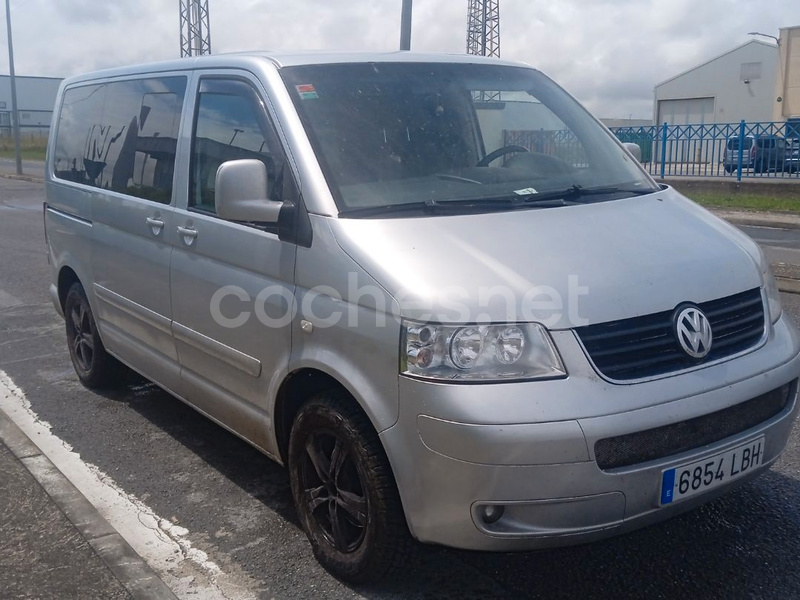 VOLKSWAGEN Multivan 2.5 TDI 130cv Startline 4p.