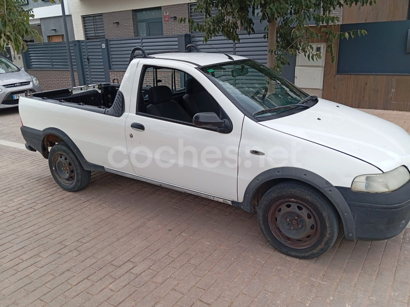 FIAT Strada 1.9 JTD Cabina Larga