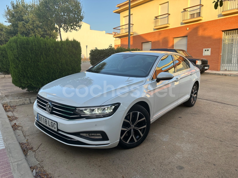 VOLKSWAGEN Passat Executive 2.0 TDI DSG