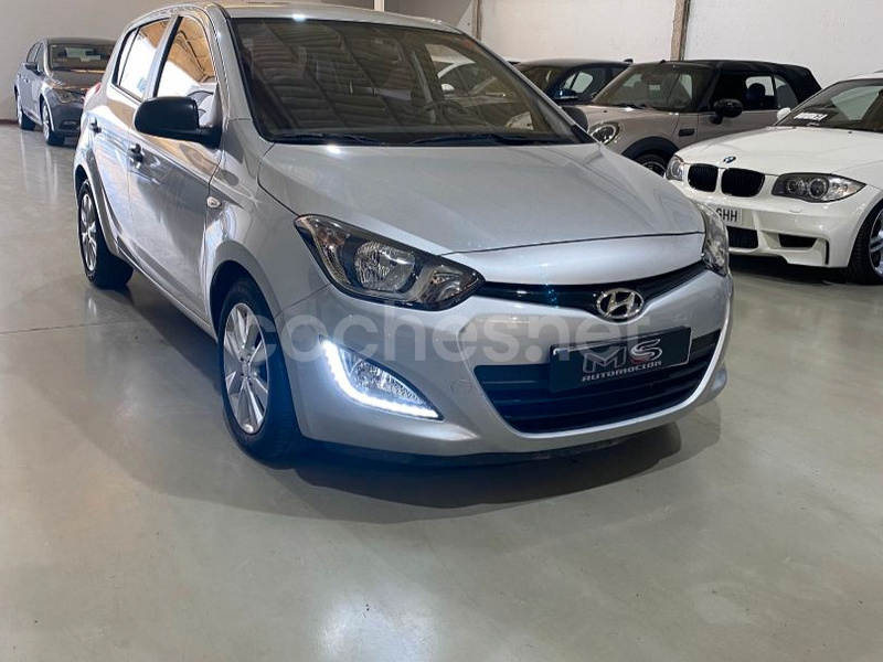 HYUNDAI i20 1.4 CRDi SLE