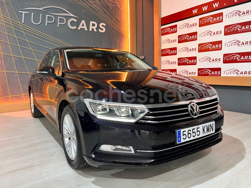 VOLKSWAGEN Passat Advance 1.6 TDI 88kW 120CV 4p.