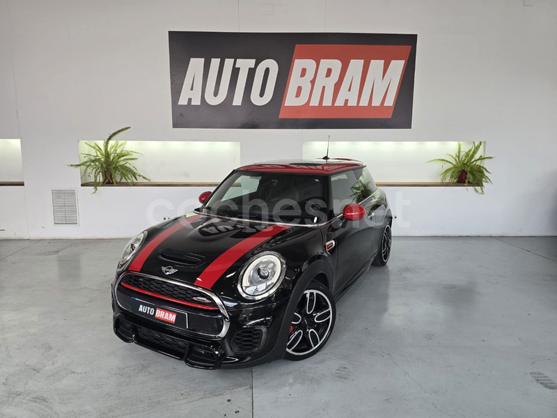 MINI MINI JOHN COOPER WORKS 3p.