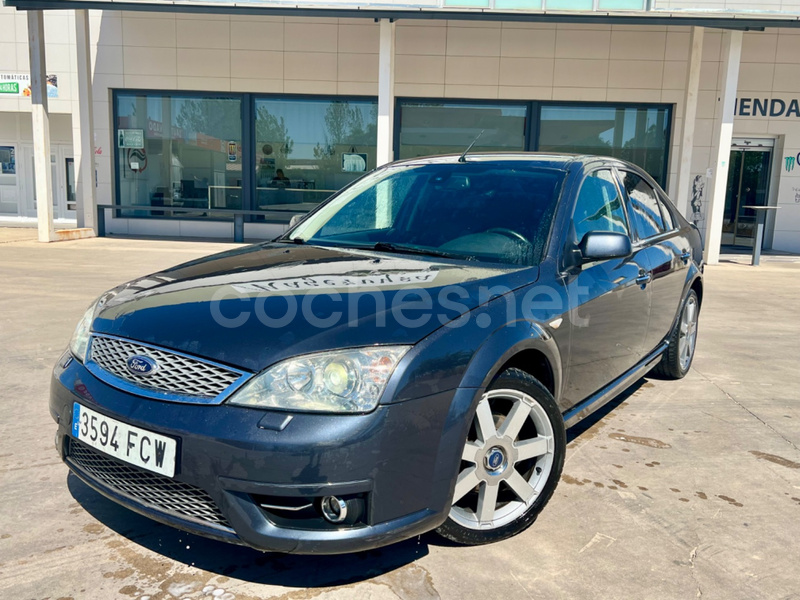 FORD Mondeo 2.2 TDCi Titanium X 5p.