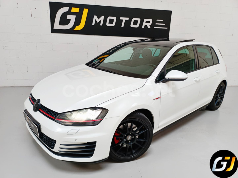 VOLKSWAGEN Golf 2.0 TSI 220cv GTI BMT 5p.