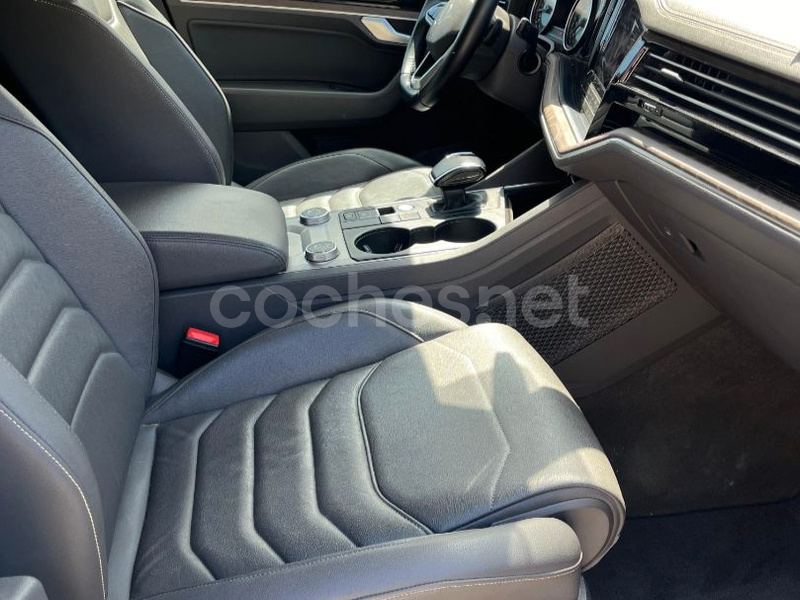 VOLKSWAGEN Touareg Prem Eleg 3.0 V6 TDI Tip 4M