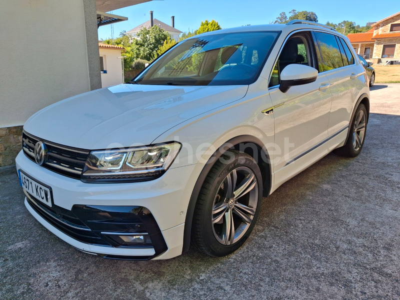 VOLKSWAGEN Tiguan Black White 2.0 TDI