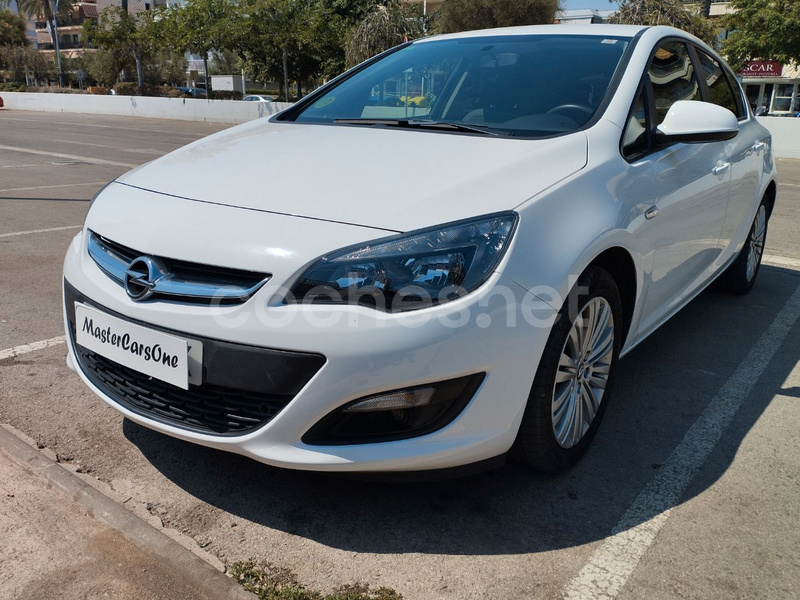 OPEL Astra 1.6 Selective 5p.