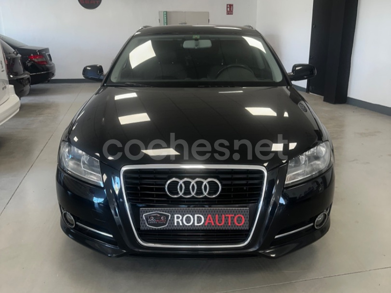 AUDI A3 Sportback 1.6 TDI 105cv Ambiente 5p.