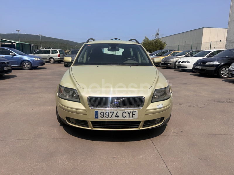 VOLVO V50 2.0D Momentum 5p.