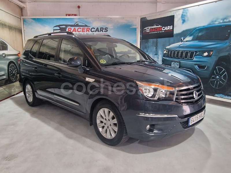 SSANGYONG Rodius eXdi Premium