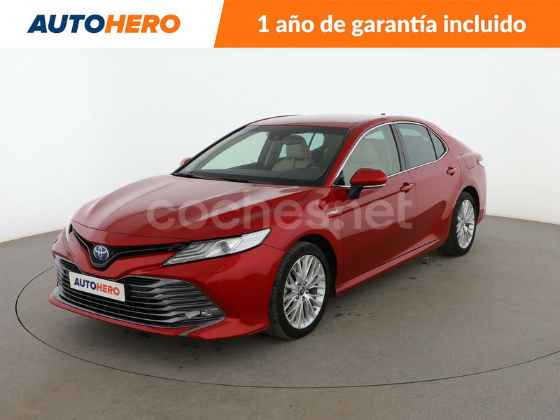 TOYOTA Camry 2.5 220H Luxury 4p.