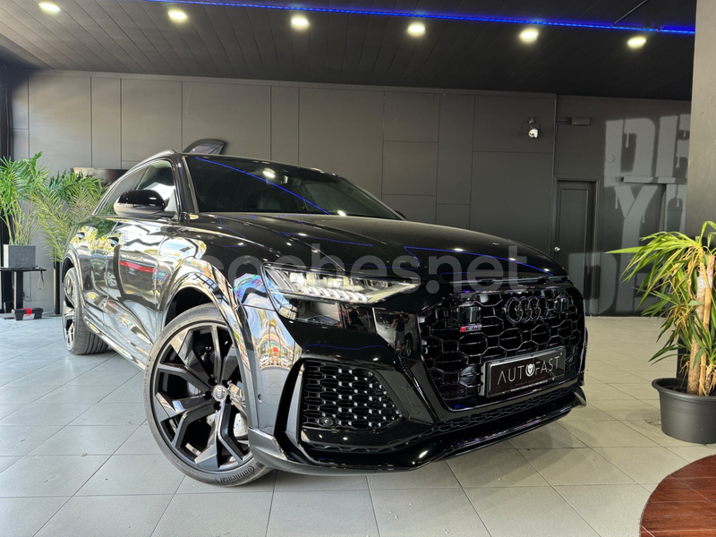 AUDI Q8 RS Q8 TFSI quattro tiptron