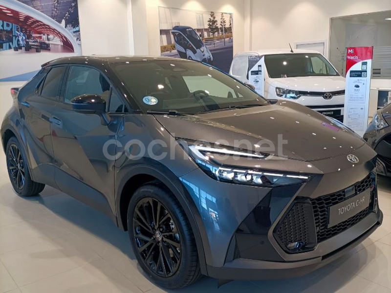 TOYOTA C-HR 2.0 220PH GR Sport