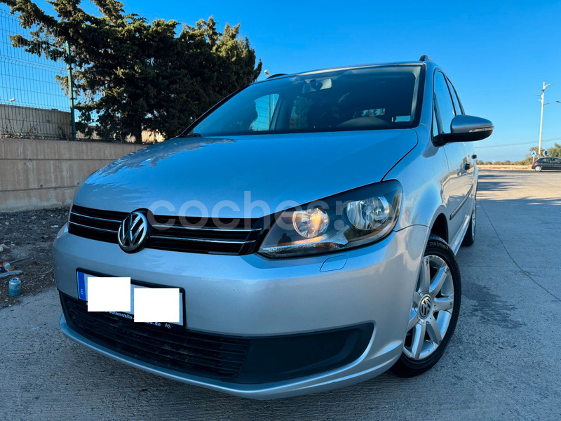 VOLKSWAGEN Touran 1.6 TDI Advance