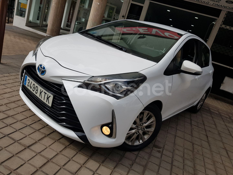 TOYOTA Yaris 1.5 100H Feel 5p.