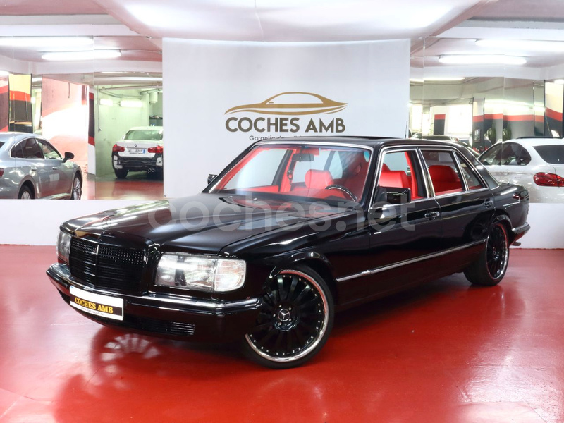 MERCEDES-BENZ 260 300SEL 4p.