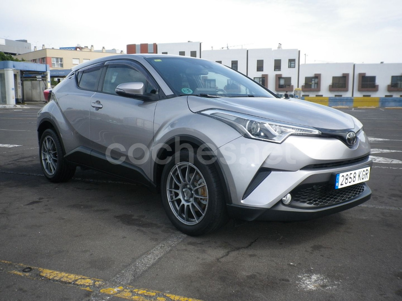 TOYOTA C-HR 1.8 125H Dynamic Plus