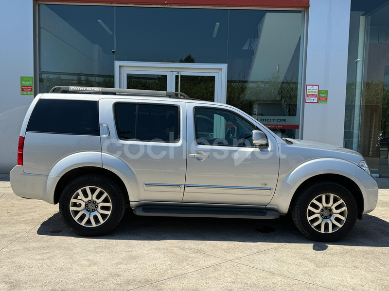 NISSAN Pathfinder 3.0dCi 231 CV LE V6 7 Pl AT P TecBose 5p.