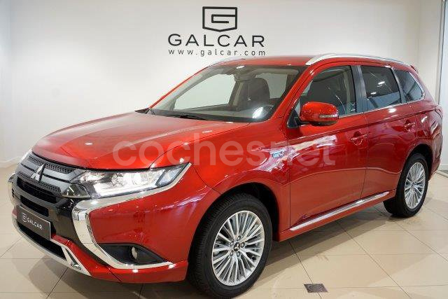 MITSUBISHI Outlander 2.4 PHEV Kaiteki Auto 4WD