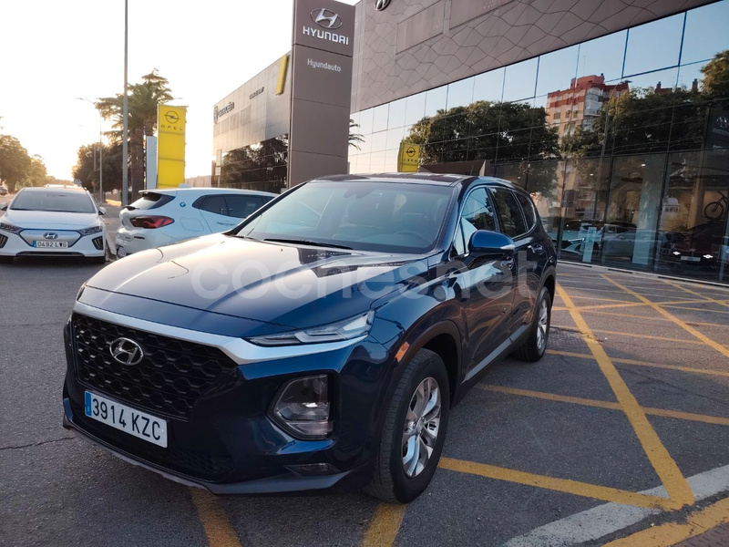 HYUNDAI Santa Fe 2.0 CRDi Essence 4x2 7S 5p.