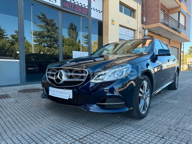 MERCEDES-BENZ Clase E E 220 BlueTEC 4MATIC Avantgarde 4p.