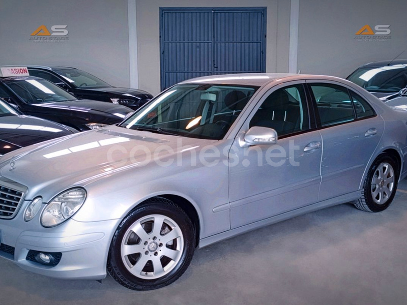 MERCEDES-BENZ Clase E E 200 CDI Elegance 4p.