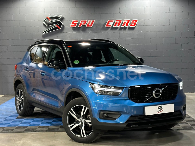 VOLVO XC40 1.5 T3 RDesign