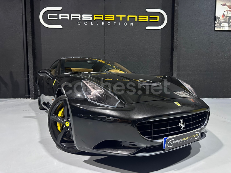 FERRARI California 4.3 V8 4 plazas 2p.