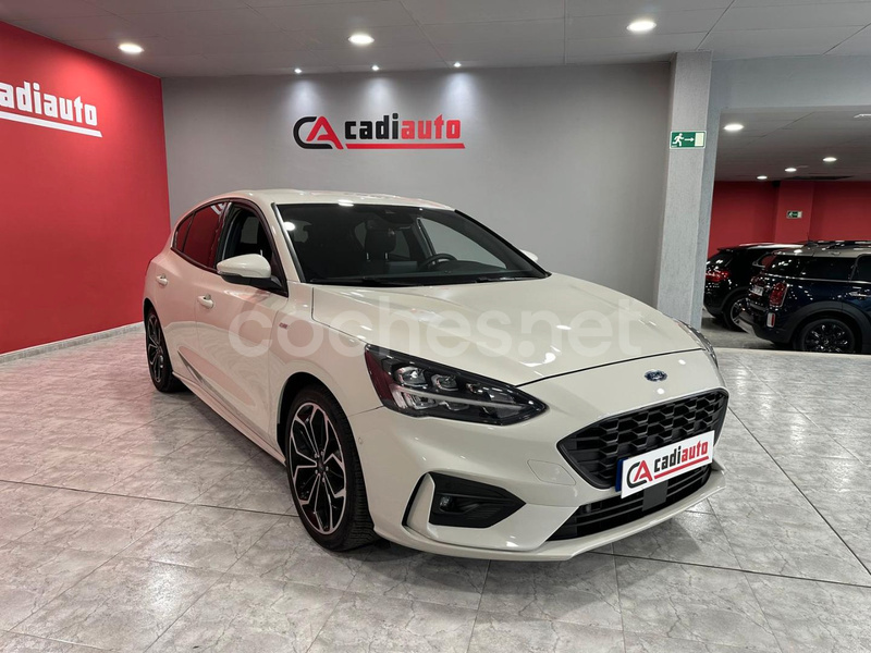 FORD Focus 1.0 Ecoboost MHEV STLine