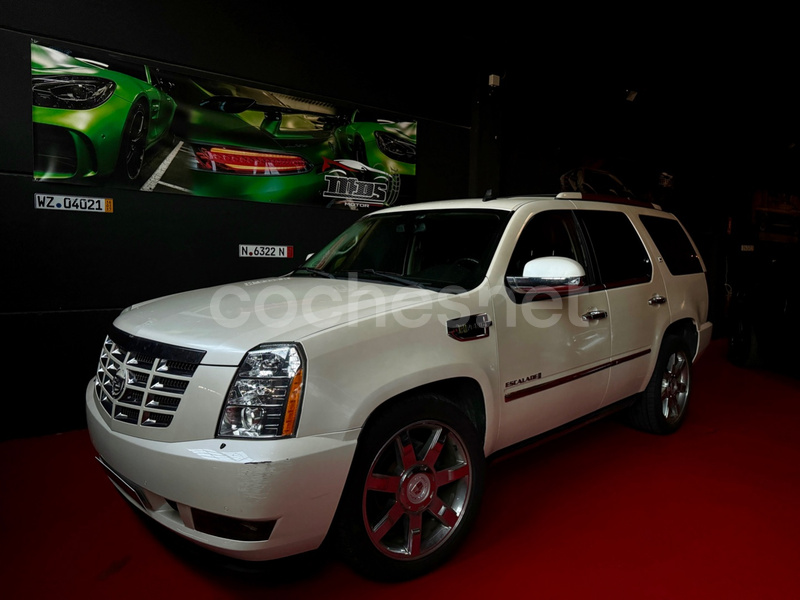 CADILLAC Escalade 6.0 V8 Hybrid Sport Luxury 5p.