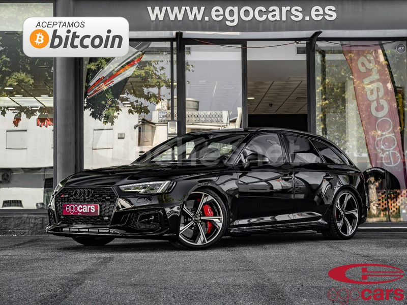 AUDI A4 RS4 Avant TFSI 331kW quattro tiptronic 5p.