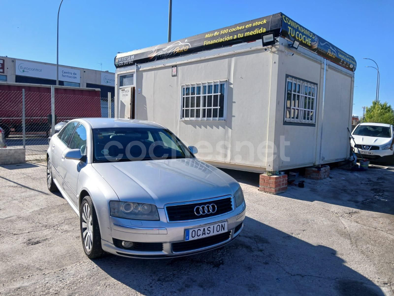 AUDI A8 3.7 Quattro Tiptronic 4p.