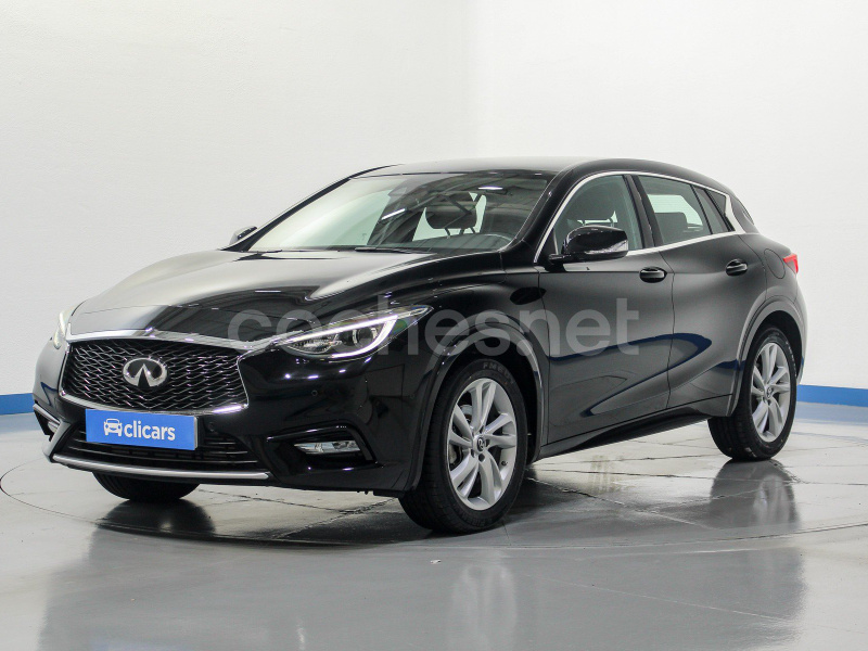 INFINITI Q30 1.6TC 115kW 156CV PREMIUM 7DCT 5p.