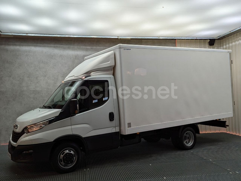 IVECO DAILY 35C 16 2.3 3750 CARROZADO