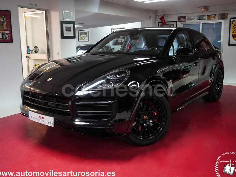 PORSCHE Cayenne Coupé GTS 5p.