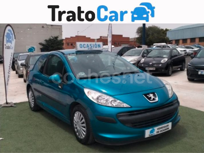 PEUGEOT 207 Confort 1.4 HDI 70