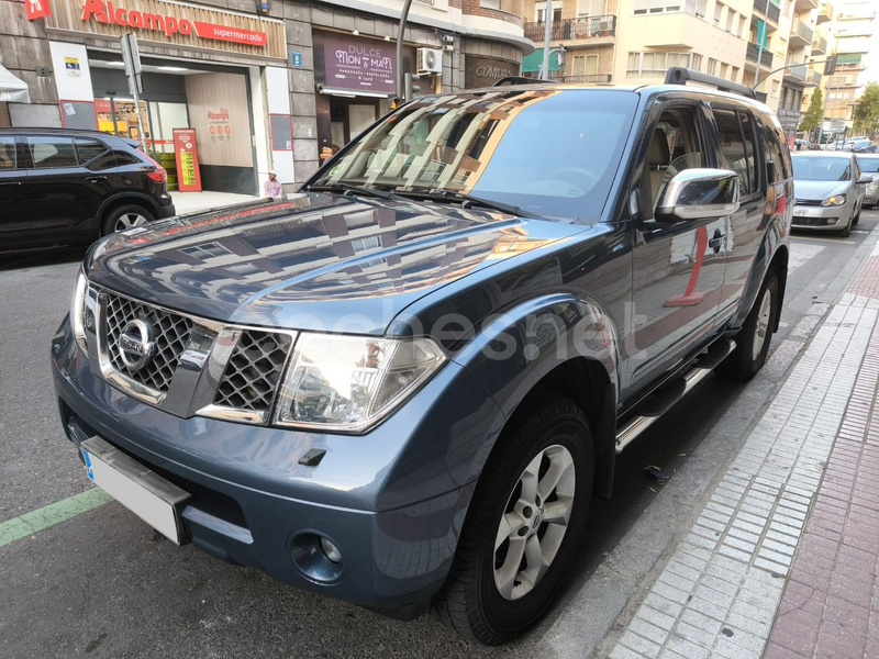 NISSAN Pathfinder 2.5 dCi 171CV LE 7 plazas 5p.