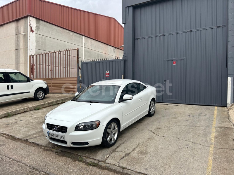 VOLVO C70 2.0D Momentum 2p.