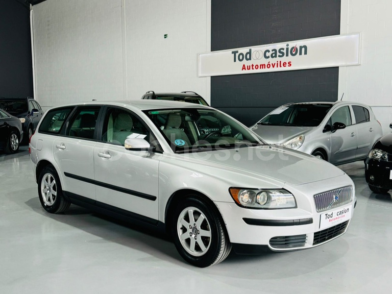 VOLVO V50 1.6 Momentum 5p.