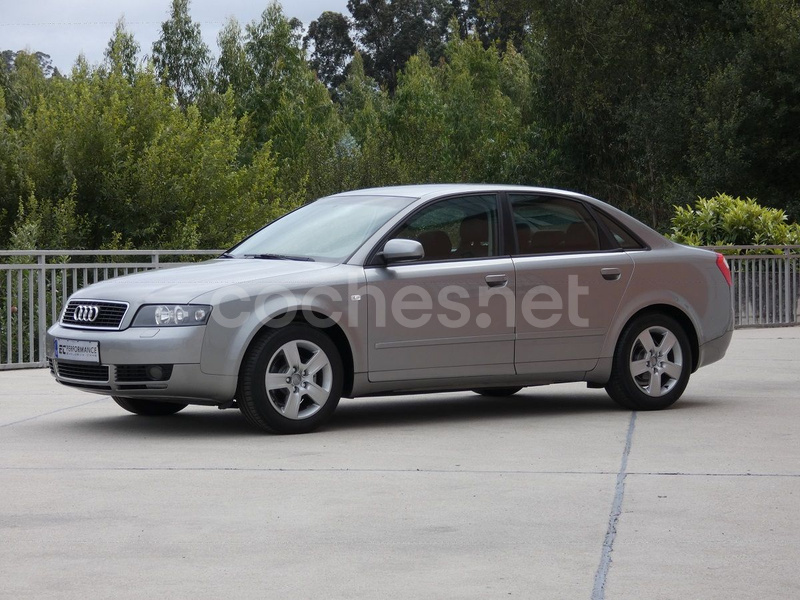 AUDI A4 1.8 T 4p.