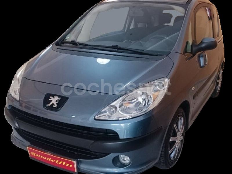 PEUGEOT 1007 1.4 90 Sporty