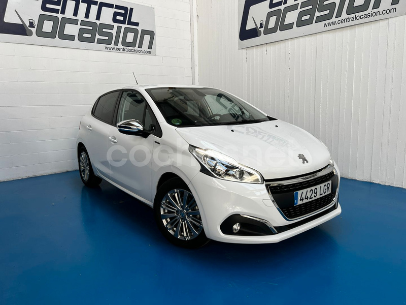 PEUGEOT 208 BlueHDi 73kW 100CV GT Line 5p.